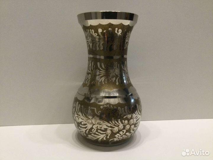Ваза латунь