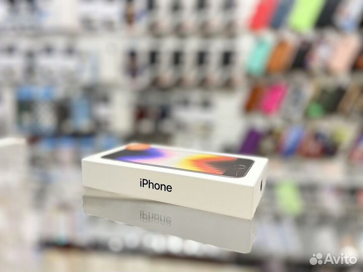 iPhone SE (2022), 64 ГБ