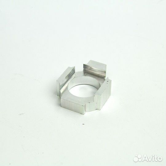 Натяжитель приводной цепи левый Avantis Enduro