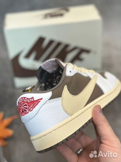 Кроссовки Nike Air Jordan 1 Low Travis Scott