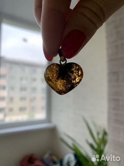 Подвески из янтаря с серобром