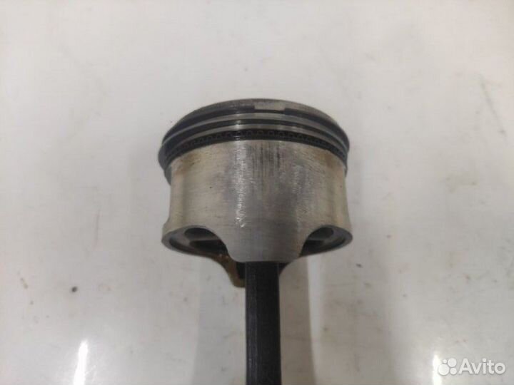 Шатун, поршень Isuzu Gemini JT150 4XC 1989