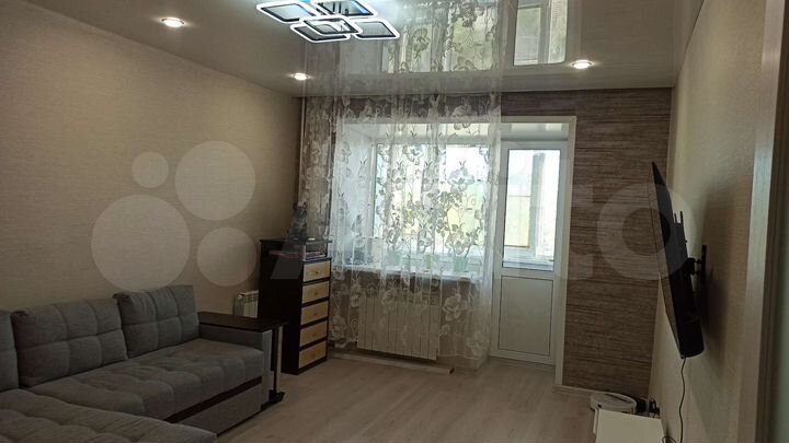 2-к. квартира, 54 м², 3/5 эт.