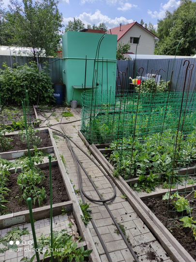 Дом 12 м² на участке 4 сот.