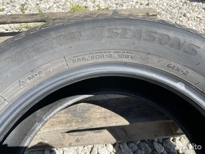 Goodyear Vector 4Seasons Gen-2 SUV 255/60 R18