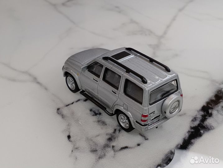 УАЗ 3163 Патриот (2005-н.в.), серебро