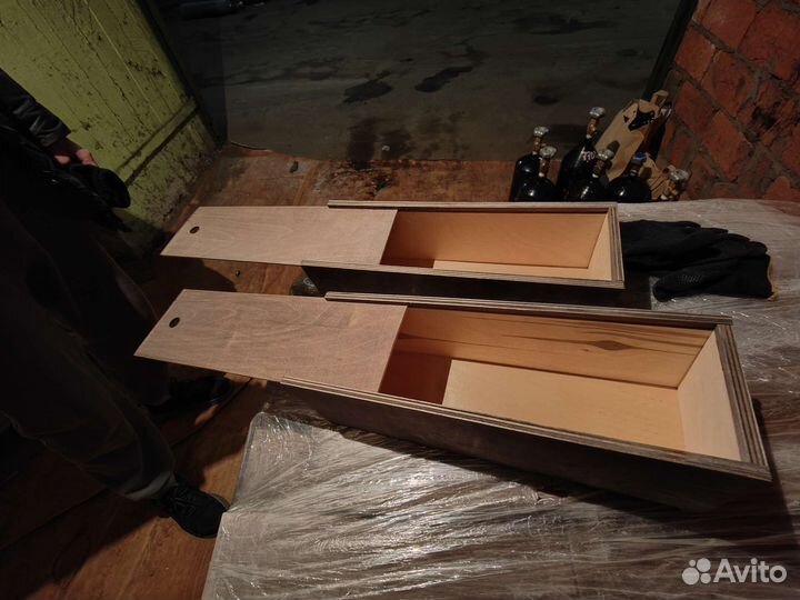 Деревянная коробка для подарка