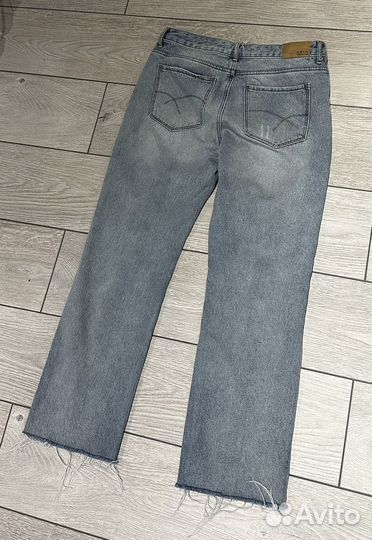 Джинсы женские