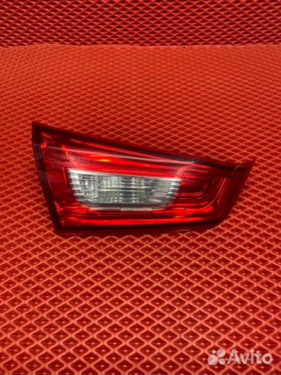 Фонарь внутренний задний левый Mitsubishi Asx 4B11