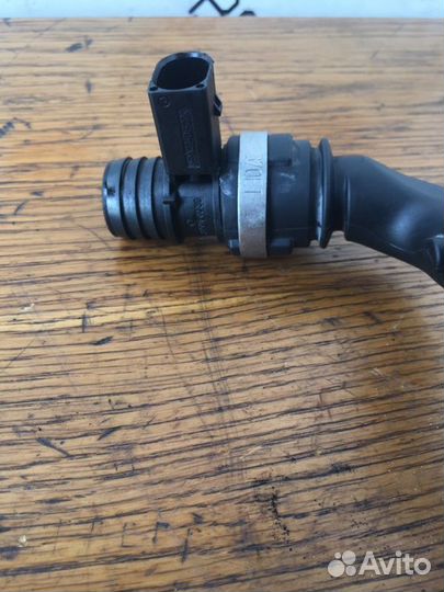 Клапан перепускной Mercedes S-Class W222 OM642 3.0