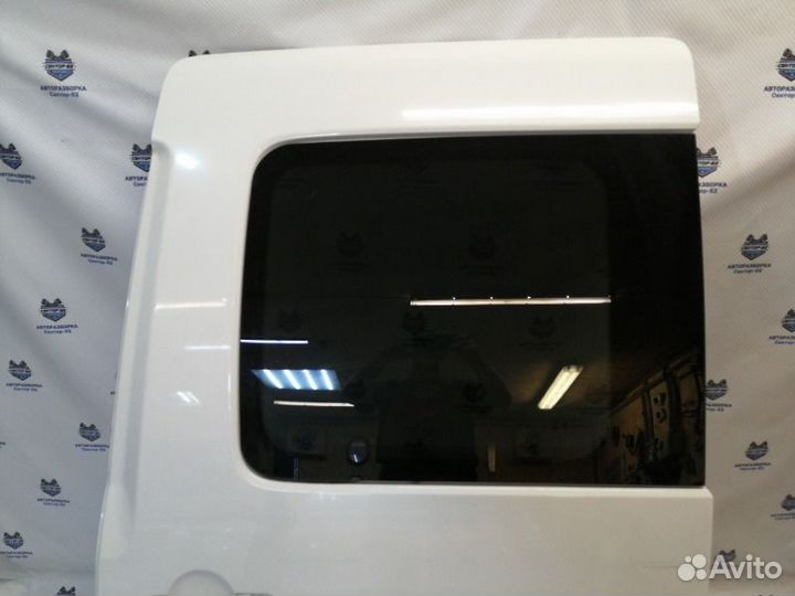 Дверь сдвижная левая Volkswagen Caddy 3