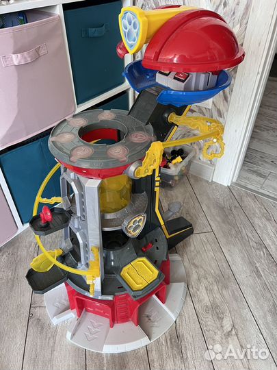 Щенячий патруль база и щенок гончик