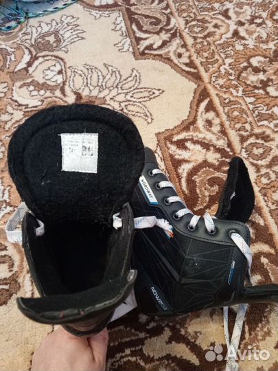 Коньки хоккейные детские