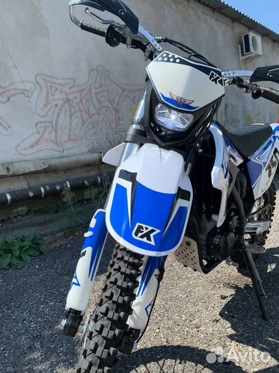 Мотоцикл zuumav FXR 250