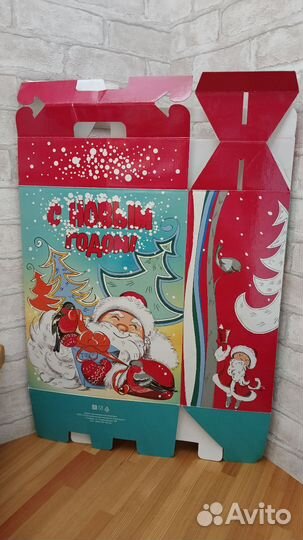Коробка большая новогодняя