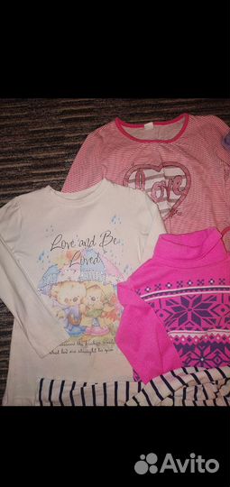 Кофты для девочки 5,6,7 лет