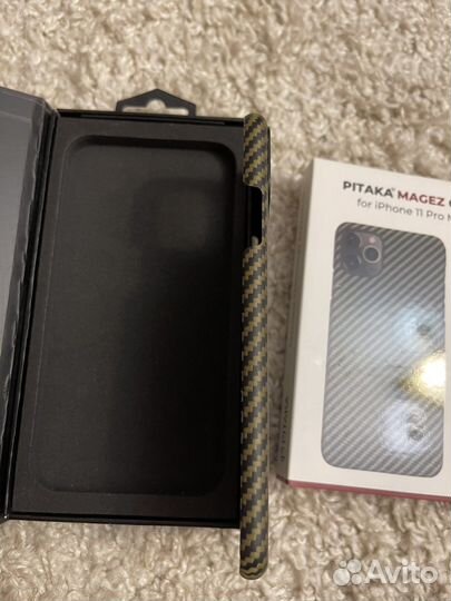 Чехол на iPhone 11 pro max pitaka