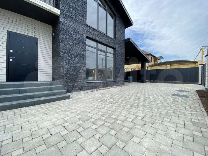 Дом 170 м² на участке 4,6 сот.