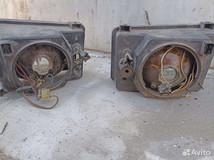 Фары на Москвич 2141