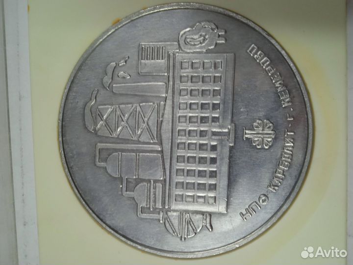 Настольные медали