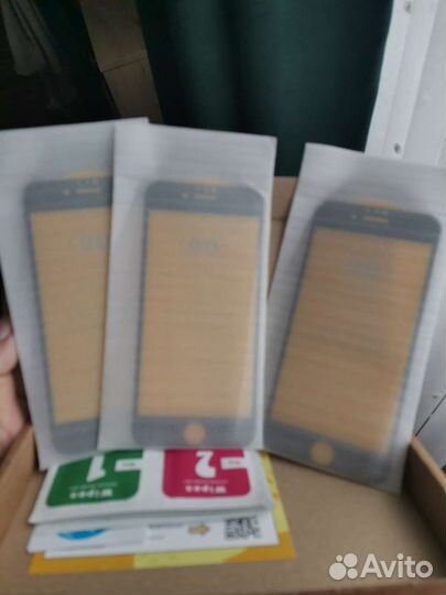 Защитные стекла iPhone 7/8/SE