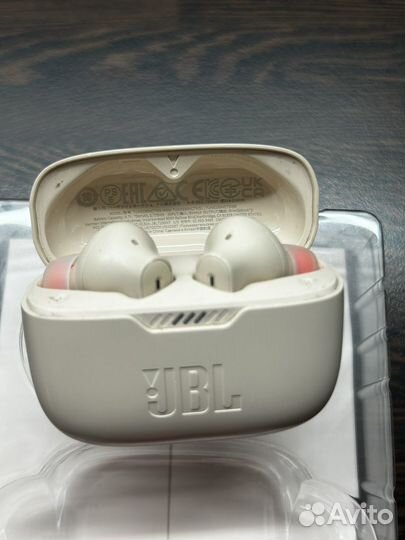 JBL Tune 230NC Беспроводные наушники