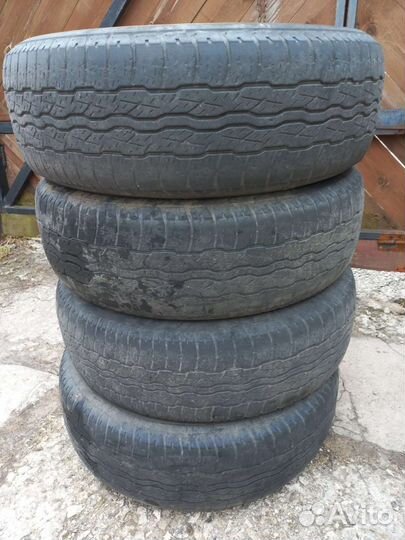 Bridgestone Dueler H/T 225/65 R17