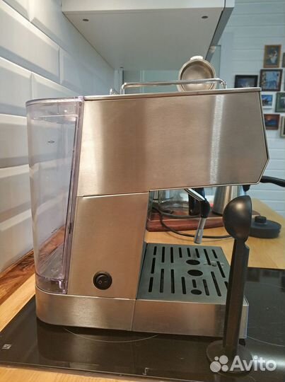 Кофеварка рожковая Kitfort kt-701