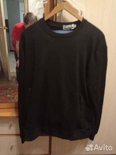 Лонгслив кофта черная с корманами