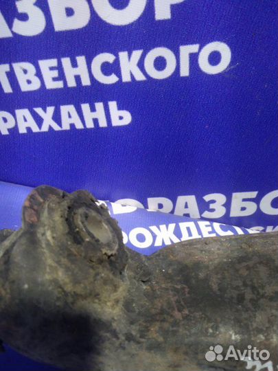 Передний левый рычаг Kia Sportage 1 кроссовер RF