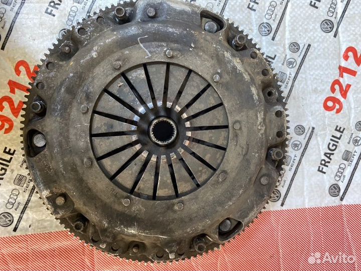 Маховик Volkswagen Passat B3 1.8 RP 1988-1993