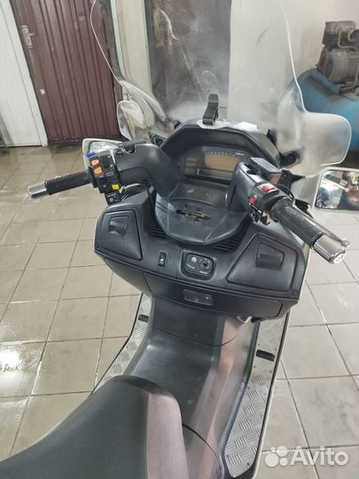 Suzuki skywave 650 LX