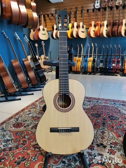 Гитара 3/4 классическая с чехлом Martinez
