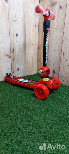 Самокат детский трехколесный