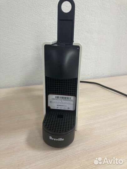 Кофемашина nespresso essenza mini