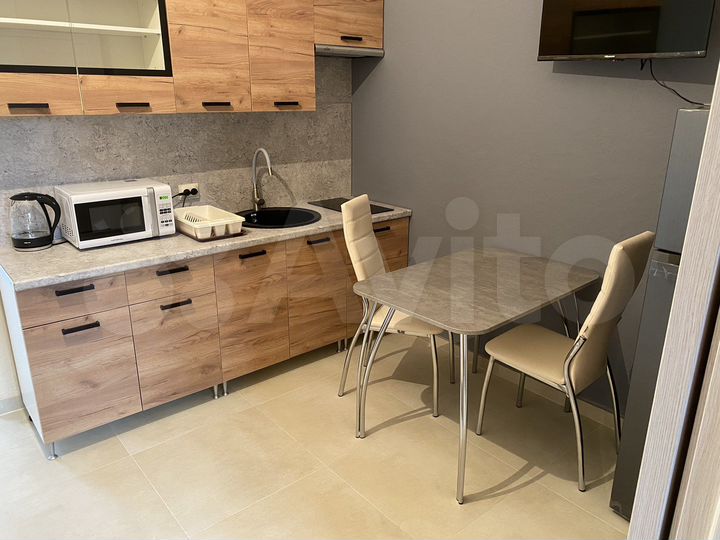 1-к. квартира, 38 м², 1/3 эт.