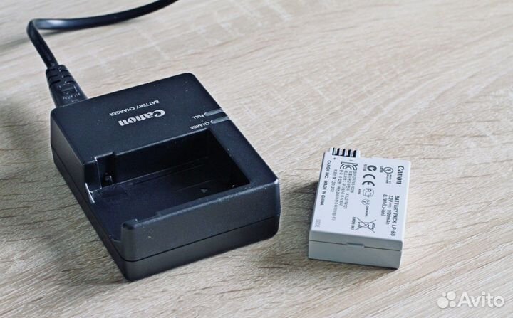 Canon LC-E8E Canon Lp-e8