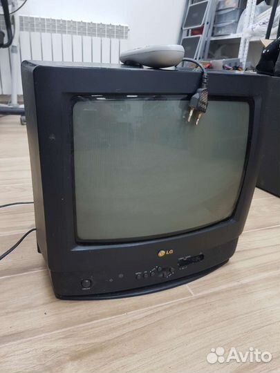Телевизор LG б/у