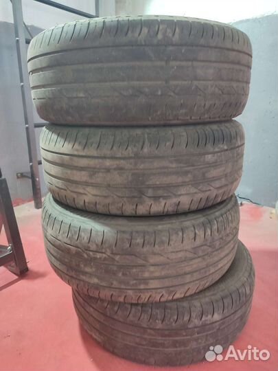 Bridgestone Turanza T001 225/55 R17