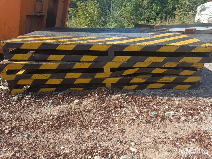 Платформа металлическая