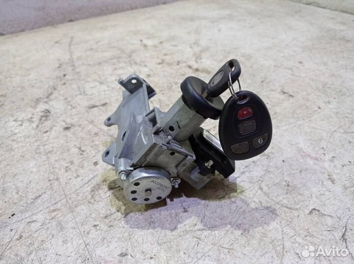 Замок зажигания Кадиллак