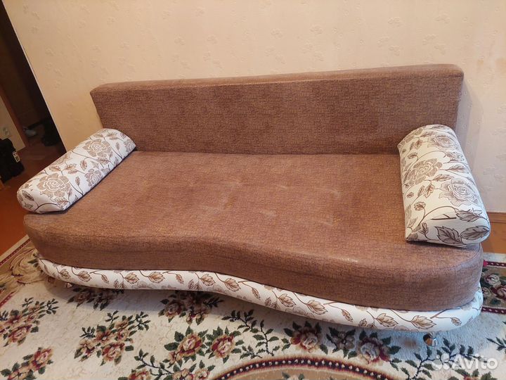 Диван прямой раскладной