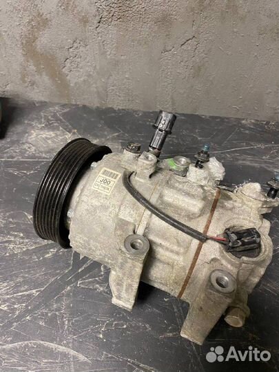 Компрессор кондиционера Genesis G80 DH G4KL 2017