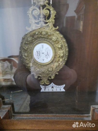 Антикварные часы