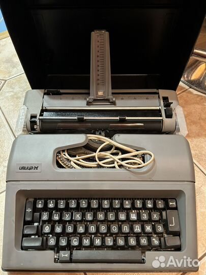 Пишущая машинка Ибица М