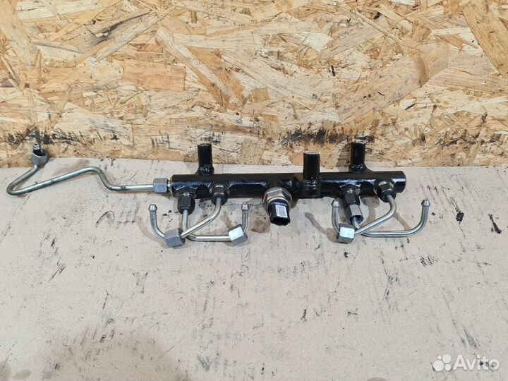 Топливная рампа (рейка) Ford Kuga 2 2.0 diesel