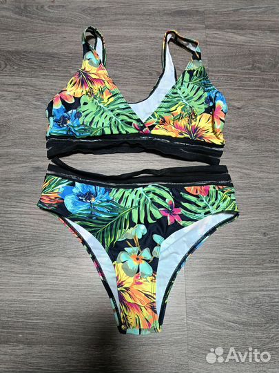 Купальники женские