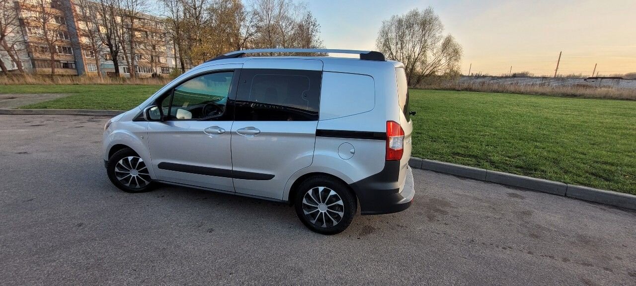 Ford Tourneo Courier: фото из отзыва