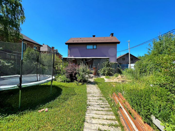 Дом 140 м² на участке 8 сот.