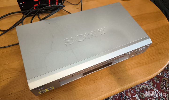 Видеомагнитофон sony
